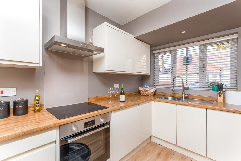 Ferienwohnung Castle Townhouse Kenilworth - Private Parking - 24 Hr Gym Access - Town Centre Exterior foto